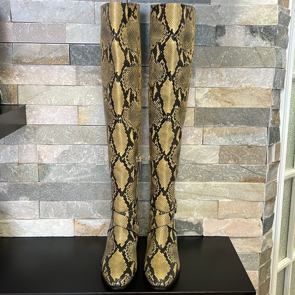 JIMMY CHOO Beca 45mm Snake-Print Boot - Picture 8 of 17